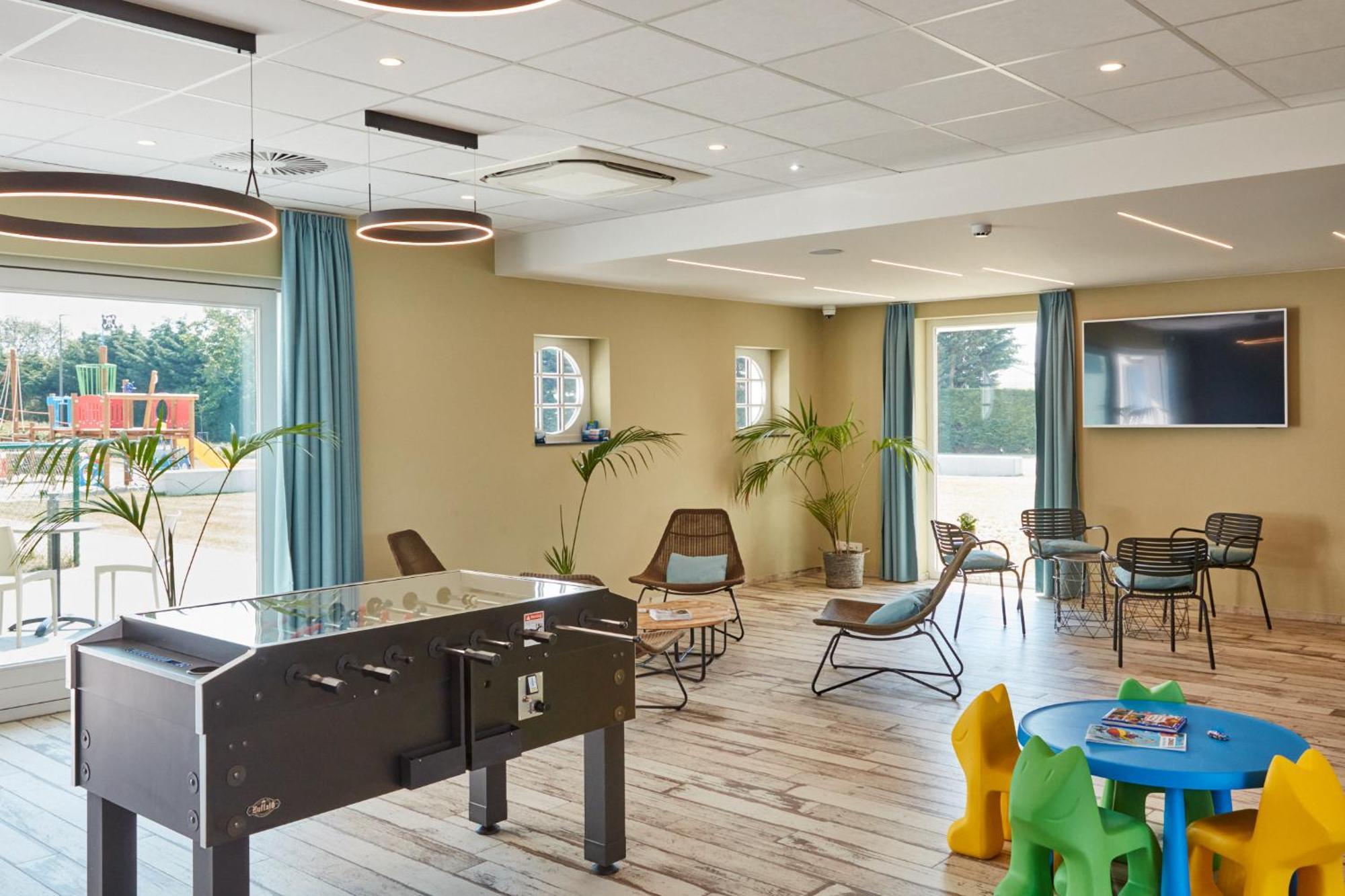 Holiday Suites Nieuwpoort Εξωτερικό φωτογραφία